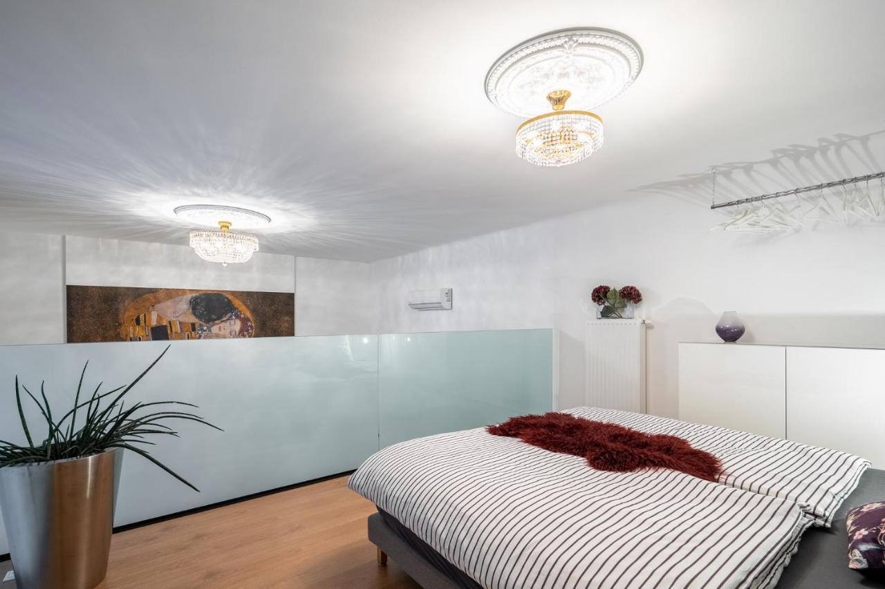 The Kiss - Luxurioeses City Loft Am Naschmarkt Vídeň Exteriér fotografie